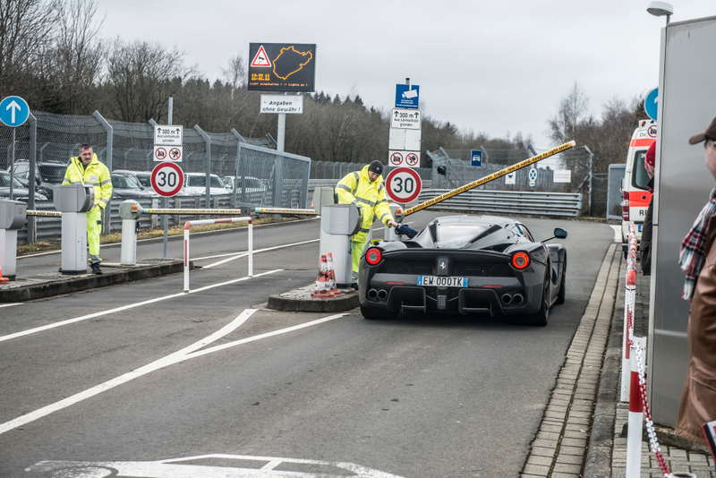 Illustration for article titled What It's Like Going To The Nürbürgring In A 950 HP LaFerrari